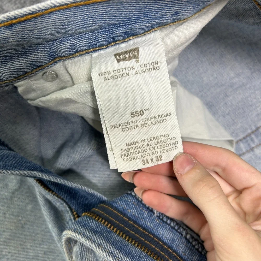 Levi's 550 Relaxed Fit Jeans Mens Light Blue Wash Denim Cotton Zip Fly - 33X32.5